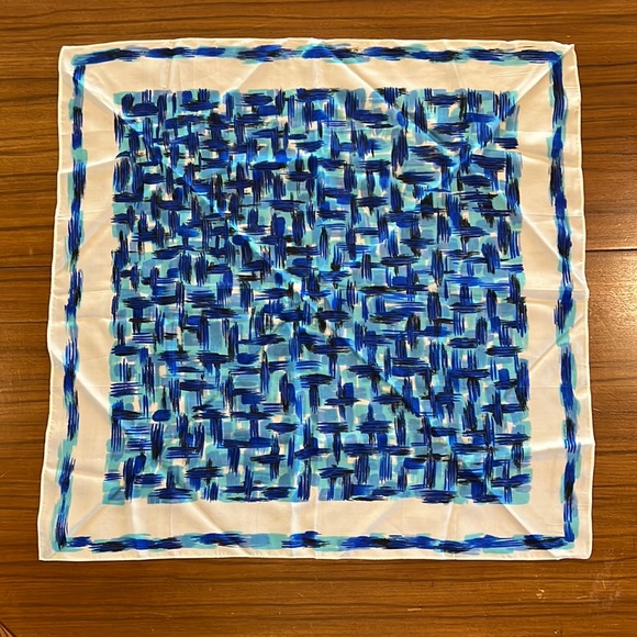 Soie Naturelle scarf Made in France, lovely blue and white mid century pattern! - Picture 1 of 8